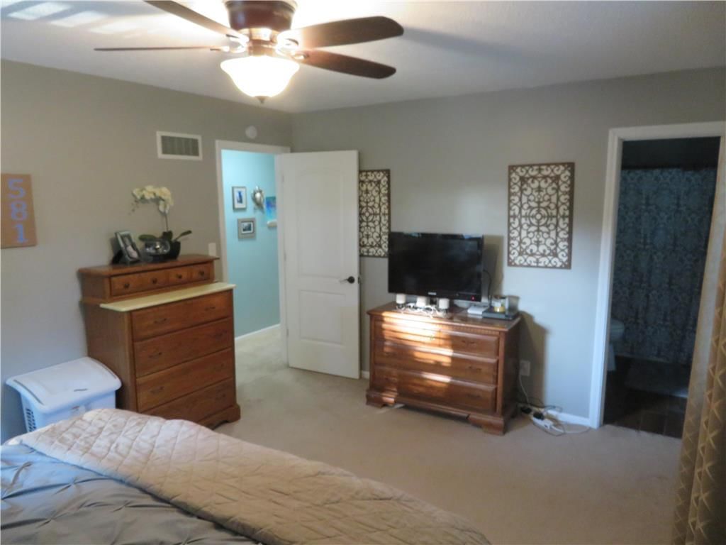 613 SW Holloway Lane — photo 16
