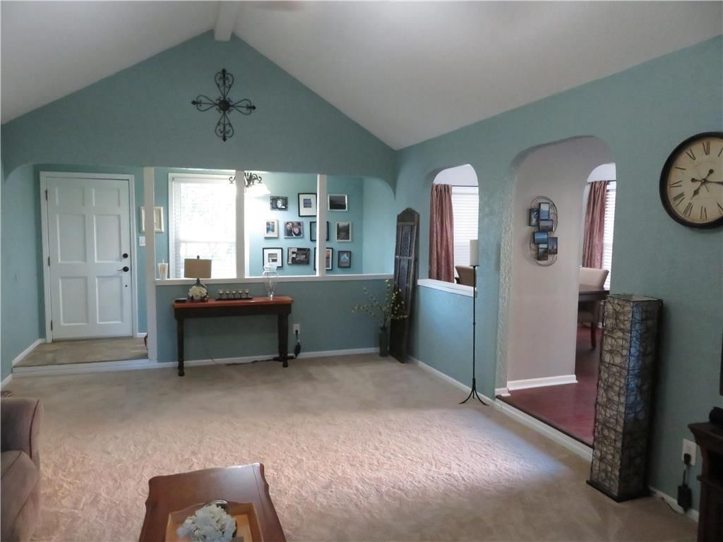613 SW Holloway Lane — photo 6