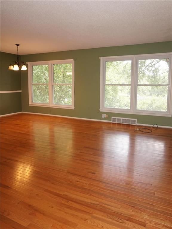 3619 E 105th Terrace — photo 4