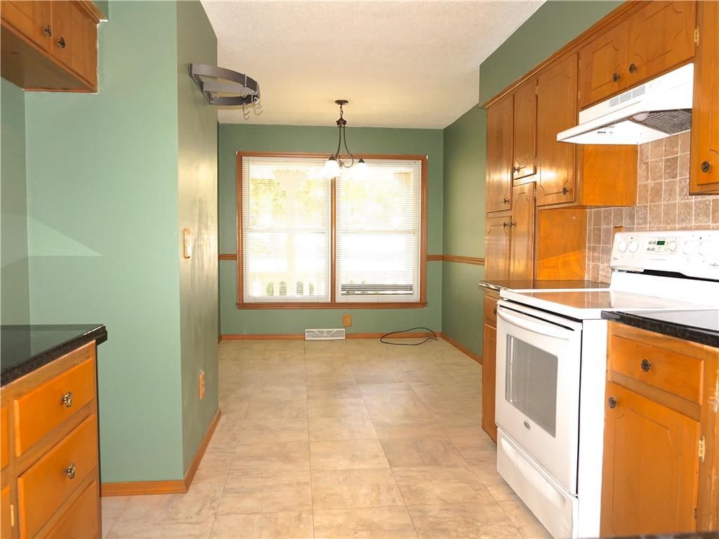 3619 E 105th Terrace — photo 9