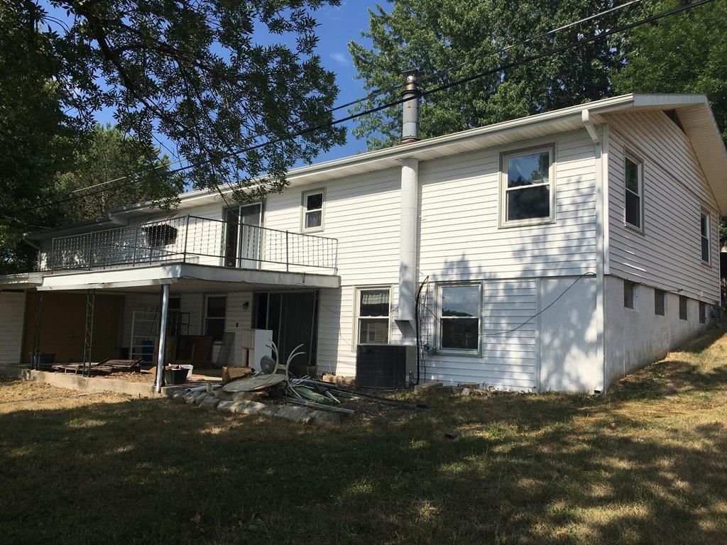 1751 Lakeside Terrace — photo 9