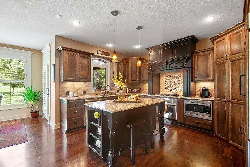 9311 W 155th Terrace — photo 7