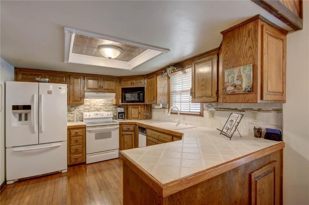 1641 E Sheridan Bridge Lane — photo 5