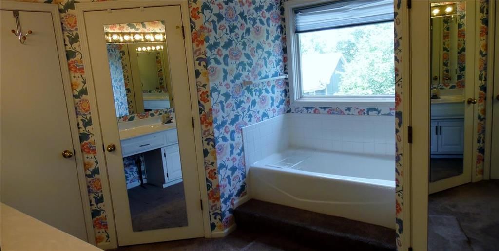 17580 W 113th Street — photo 19