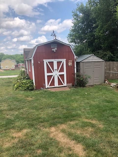 5729 Oxford Avenue — photo 29