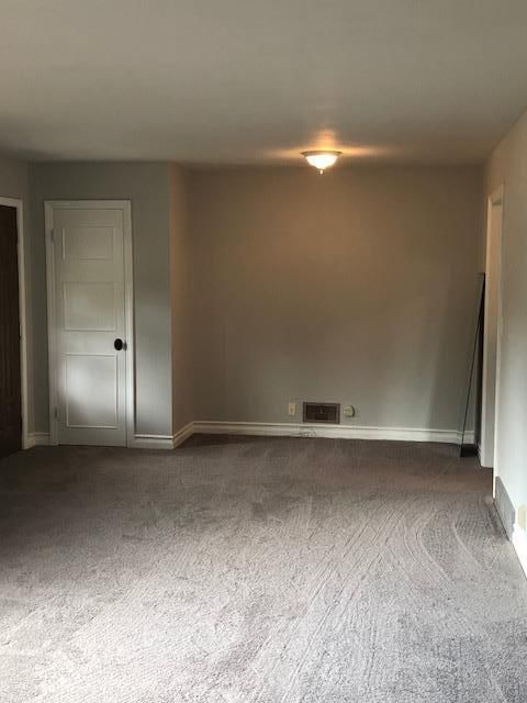 5729 Oxford Avenue — photo 5