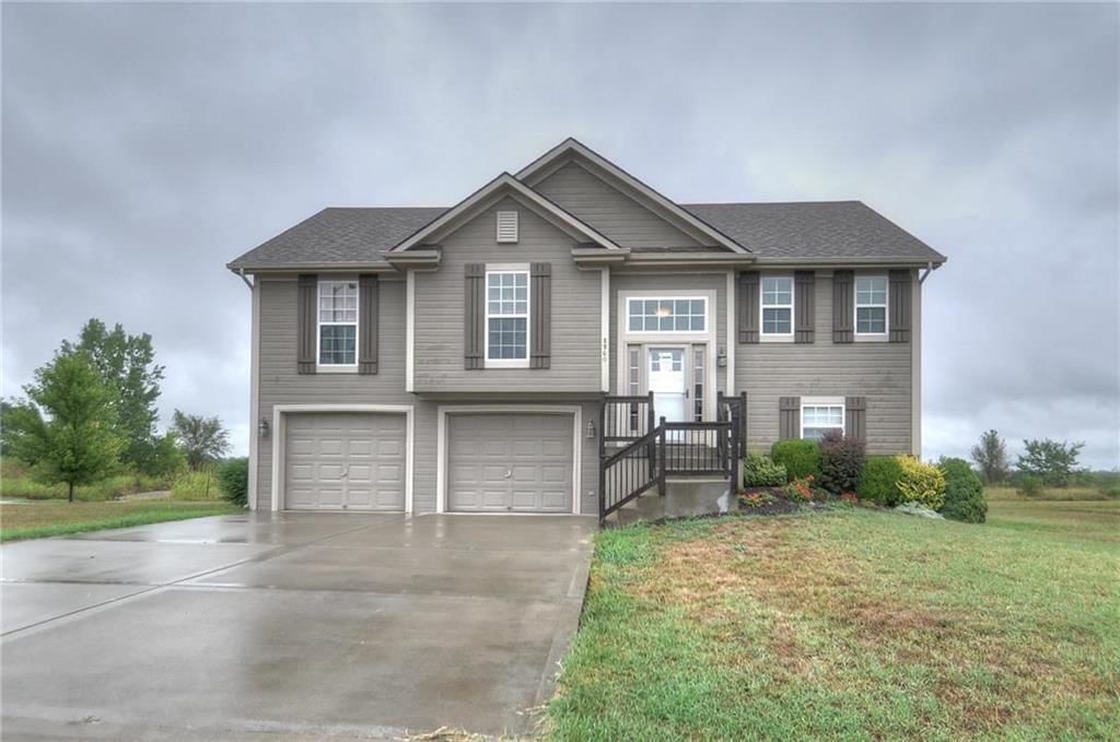8900 NE Paw Paw Drive — photo 25