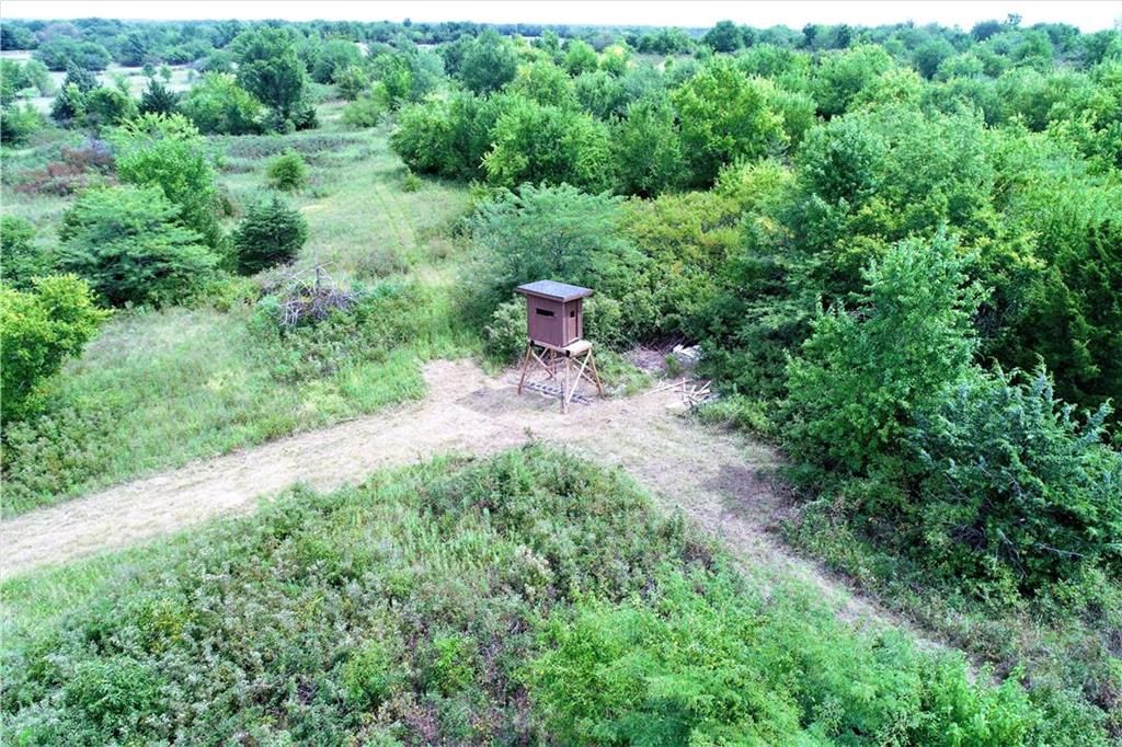391 & PleasantValley Road — photo 8
