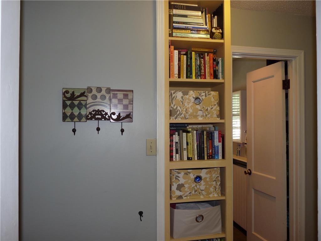 12214 W 64th Terrace — photo 9