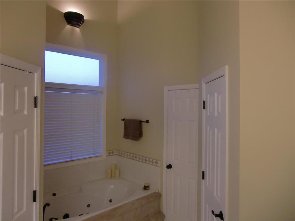 1402 Cedar Ridge Circle — photo 26