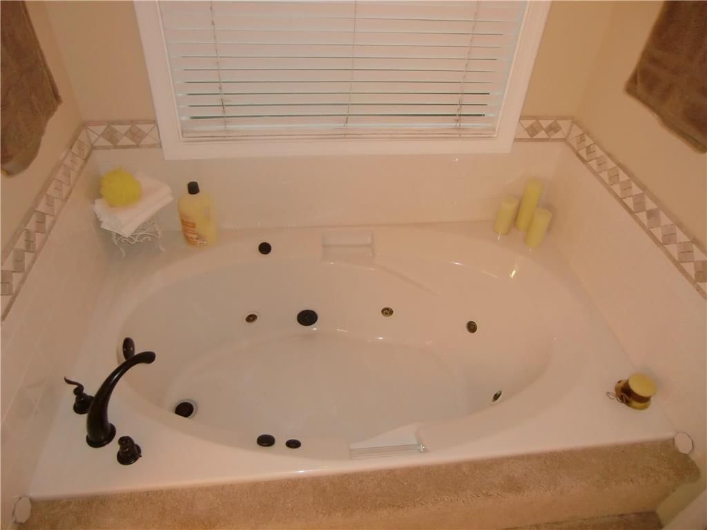 1402 Cedar Ridge Circle — photo 27