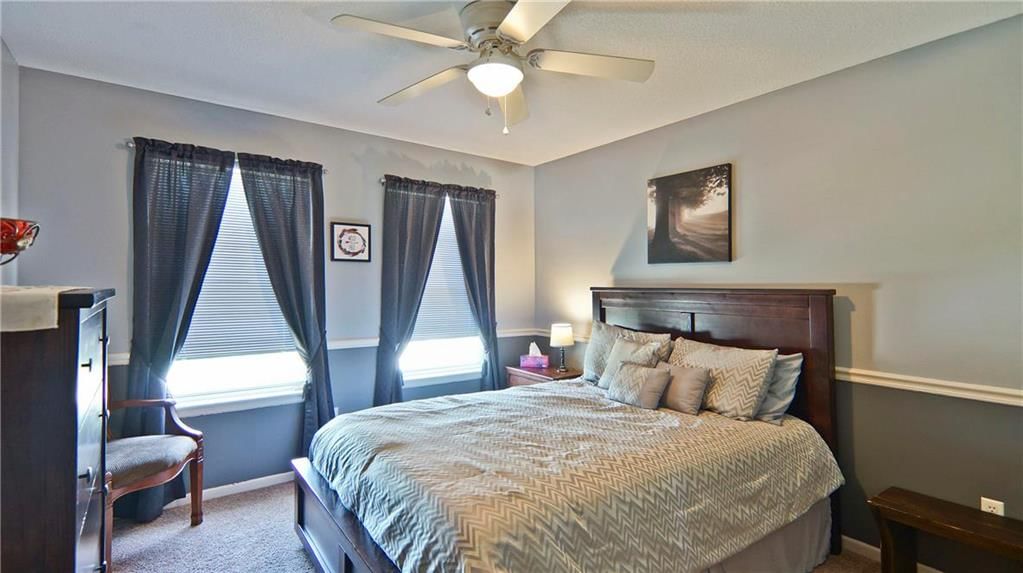 1106 N GLENVIEW Avenue — photo 17