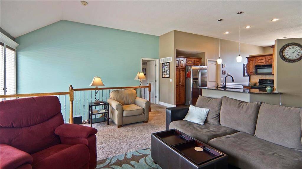 1106 N GLENVIEW Avenue — photo 7