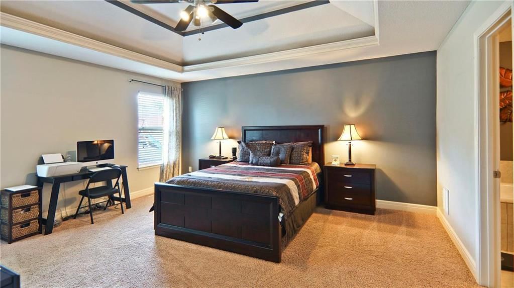1106 N GLENVIEW Avenue — photo 9