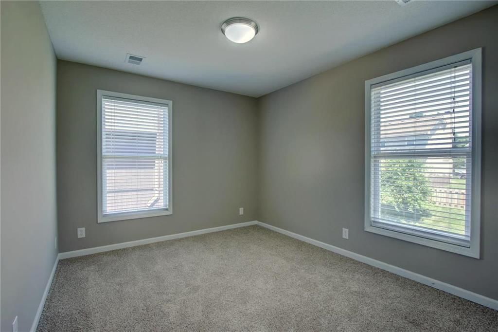 11005 N Central Street — photo 15