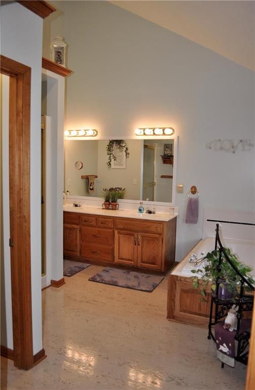 408 Lakeview Drive — photo 14