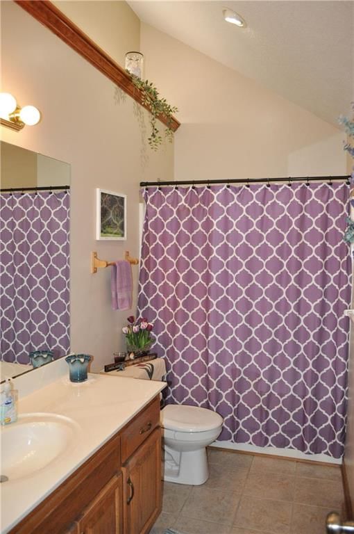 408 Lakeview Drive — photo 16