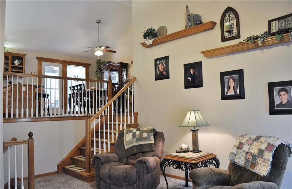 408 Lakeview Drive — photo 5