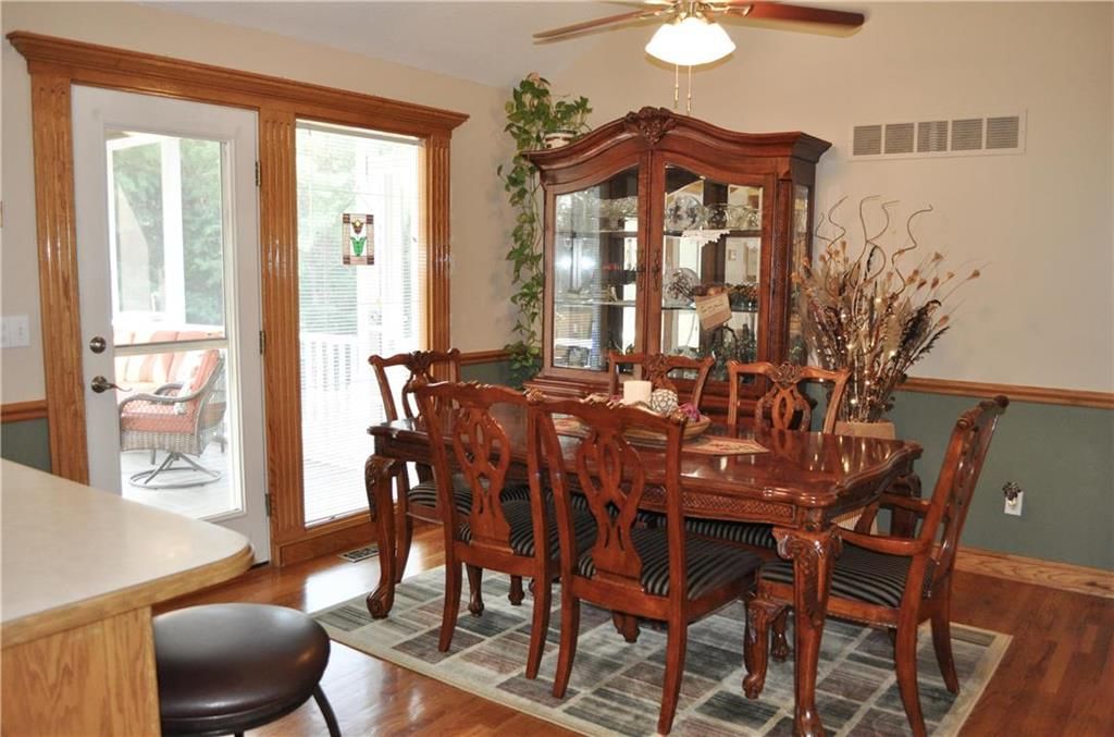 408 Lakeview Drive — photo 10