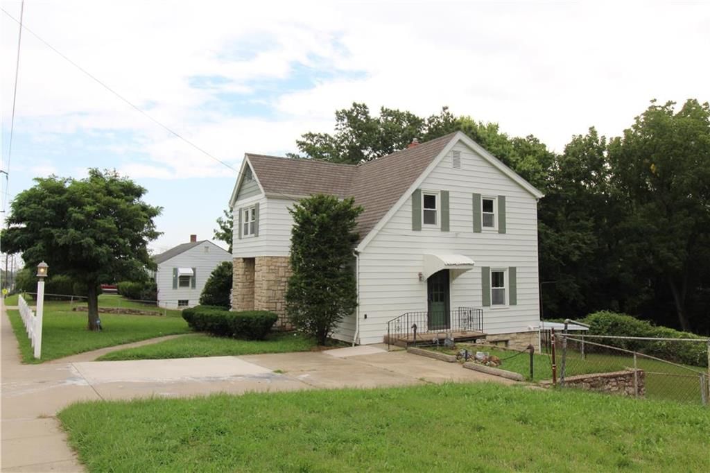 523 E Walnut Street — photo 6