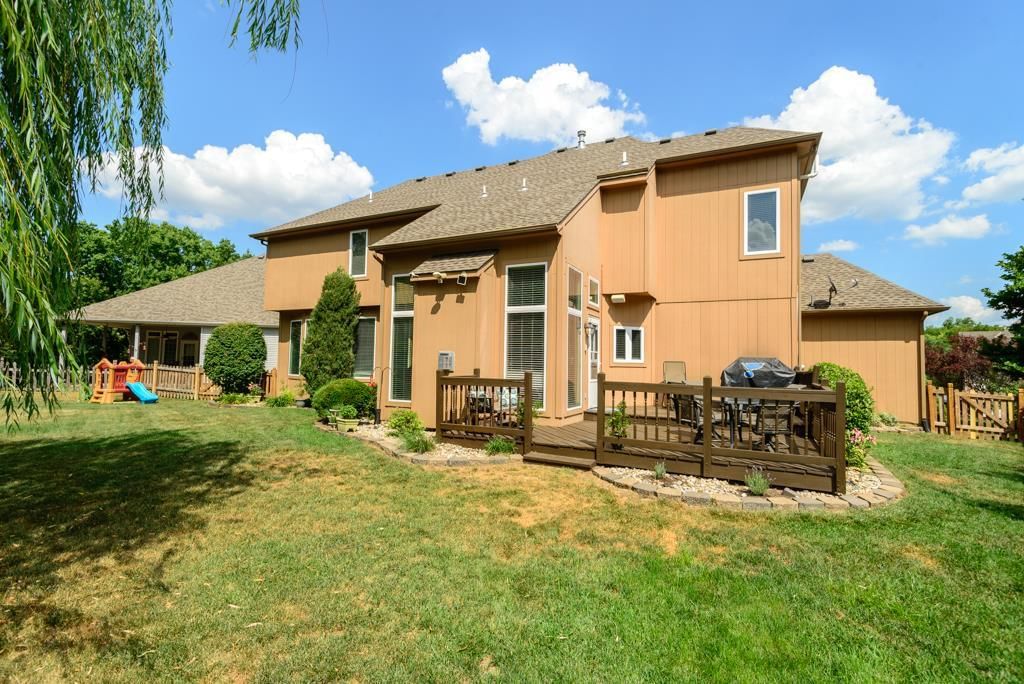 6508 N Cypress Avenue — photo 34
