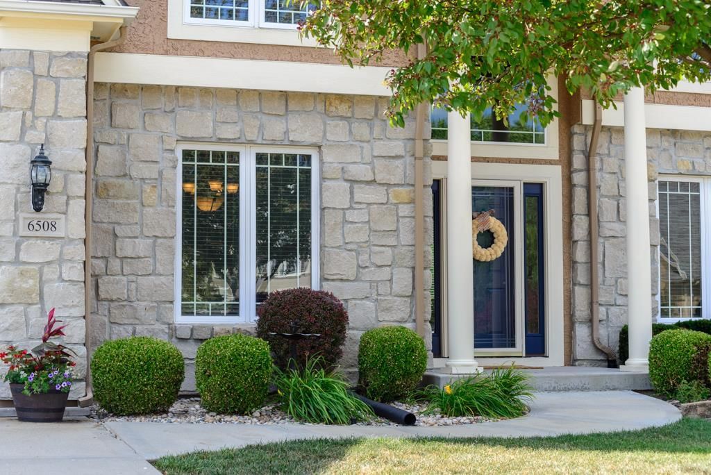 6508 N Cypress Avenue — photo 36