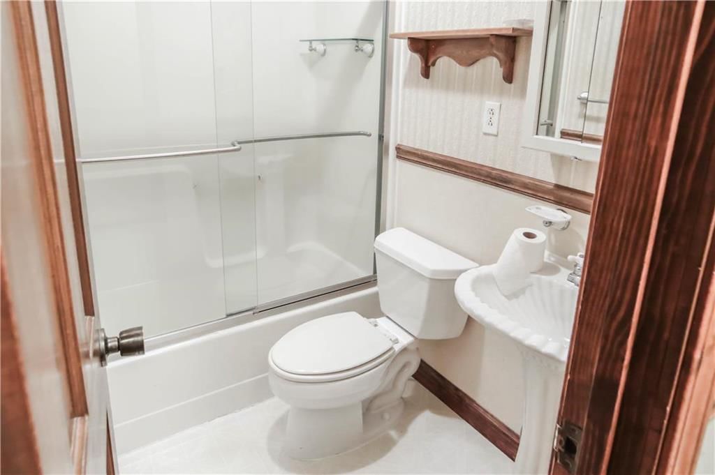 18203 Baxter Road — photo 9