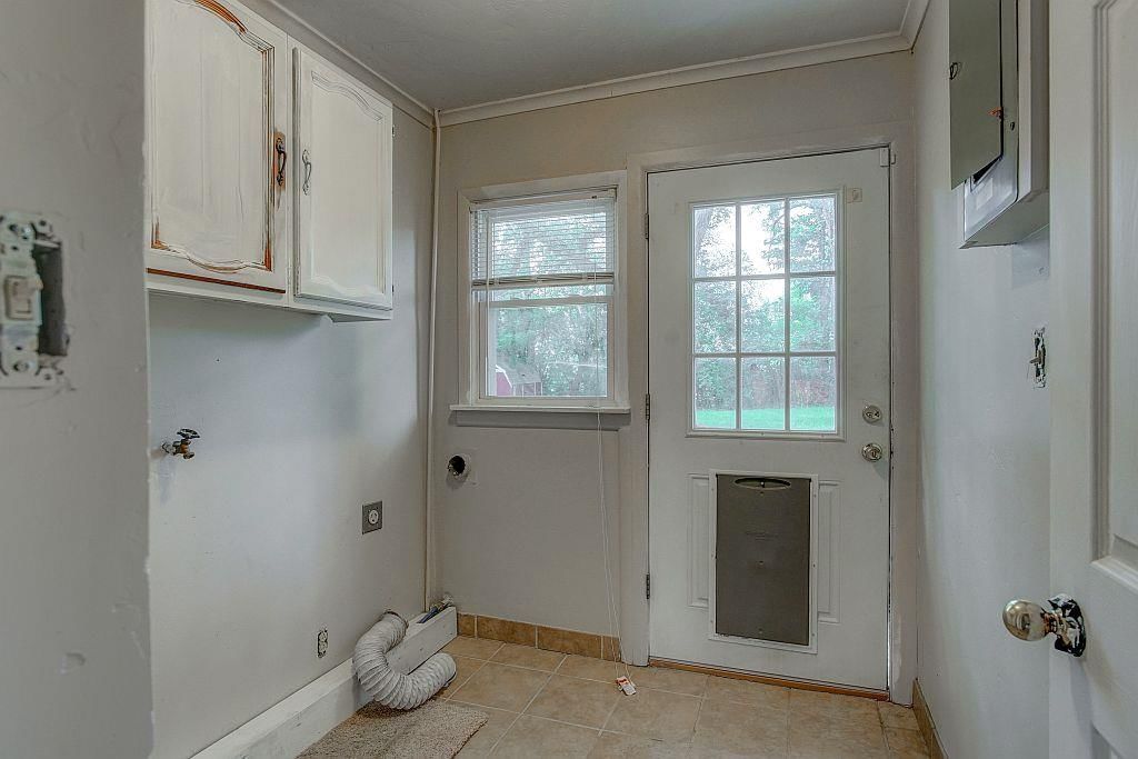 1001 E Lexington Avenue — photo 11