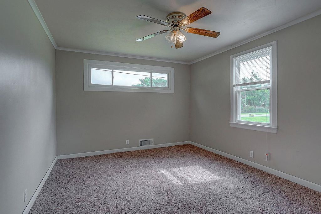1001 E Lexington Avenue — photo 14