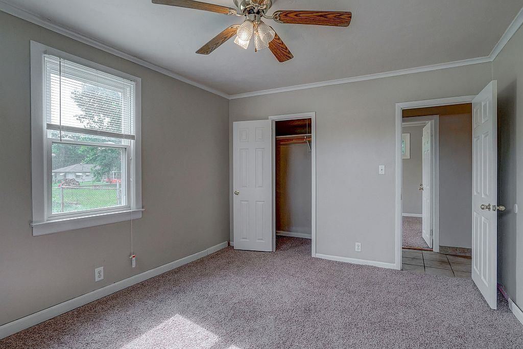 1001 E Lexington Avenue — photo 15
