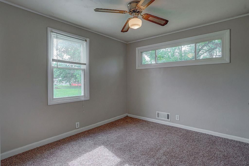 1001 E Lexington Avenue — photo 16