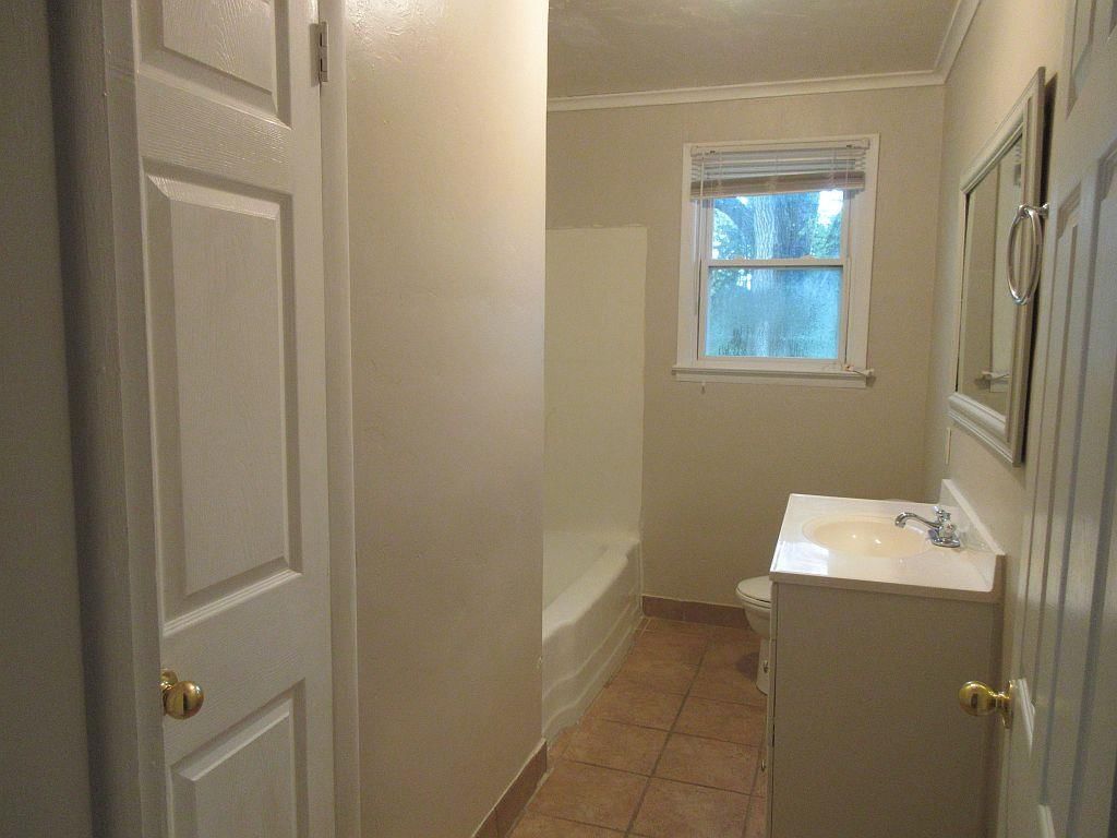 1001 E Lexington Avenue — photo 18