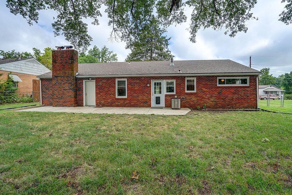 1001 E Lexington Avenue — photo 24