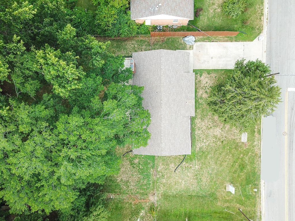 1001 E Lexington Avenue — photo 27