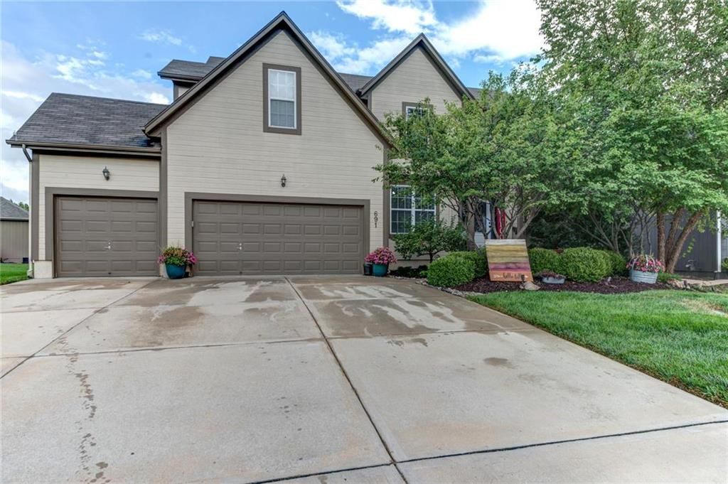 691 E Mockingbird Street — photo 3