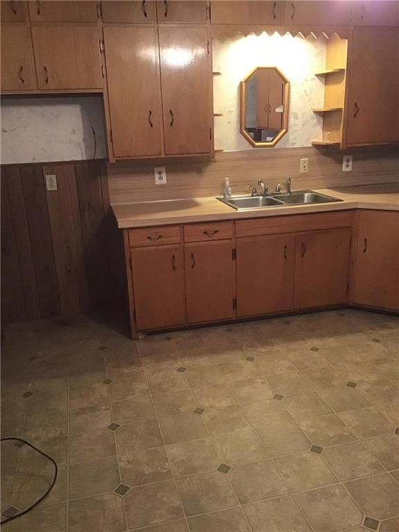 405 Locust Street — photo 8