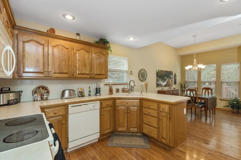 21271 W 227th Street — photo 10