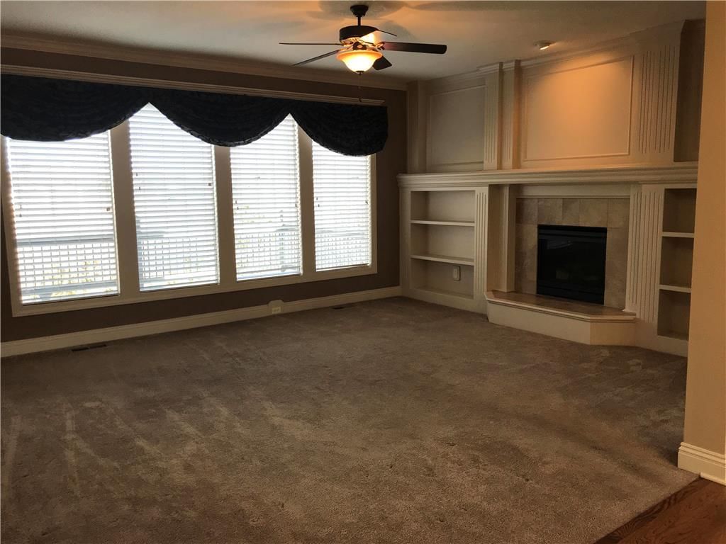 9015 N Seymour Avenue — photo 30