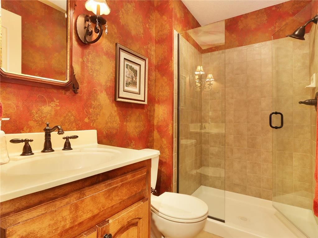 4556 W 141st Terrace — photo 32