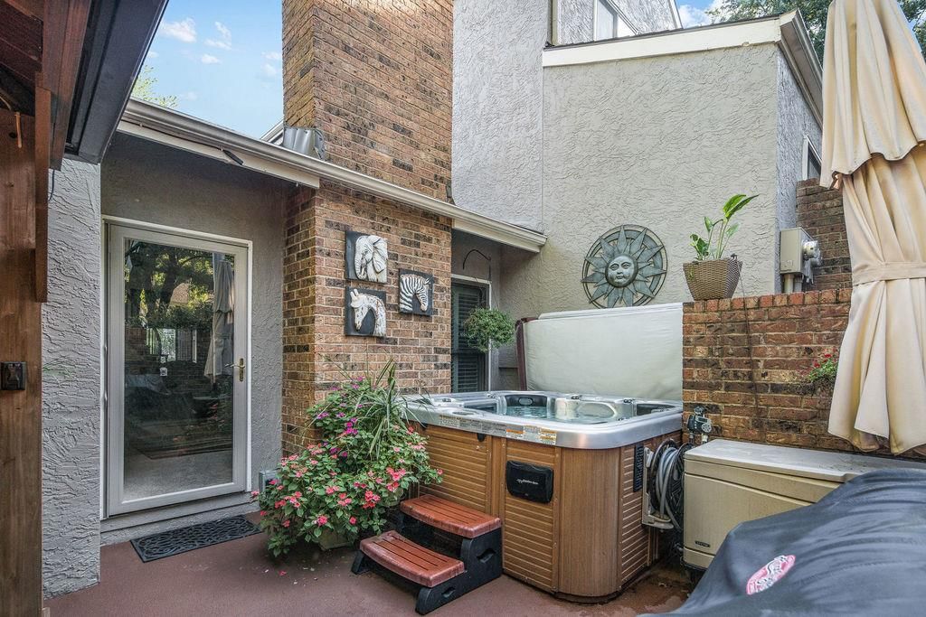 6279 Rosewood Street — photo 25