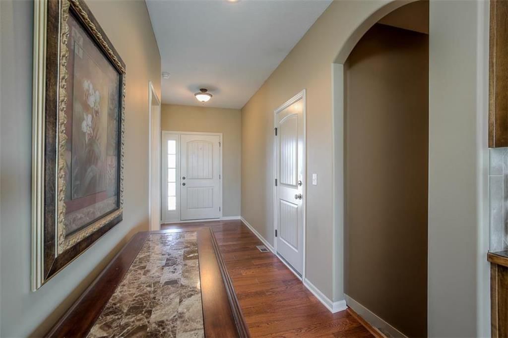 140 N Pear Street — photo 13