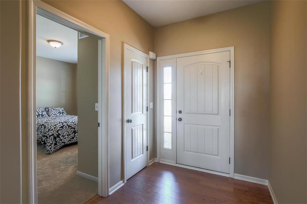 140 N Pear Street — photo 15