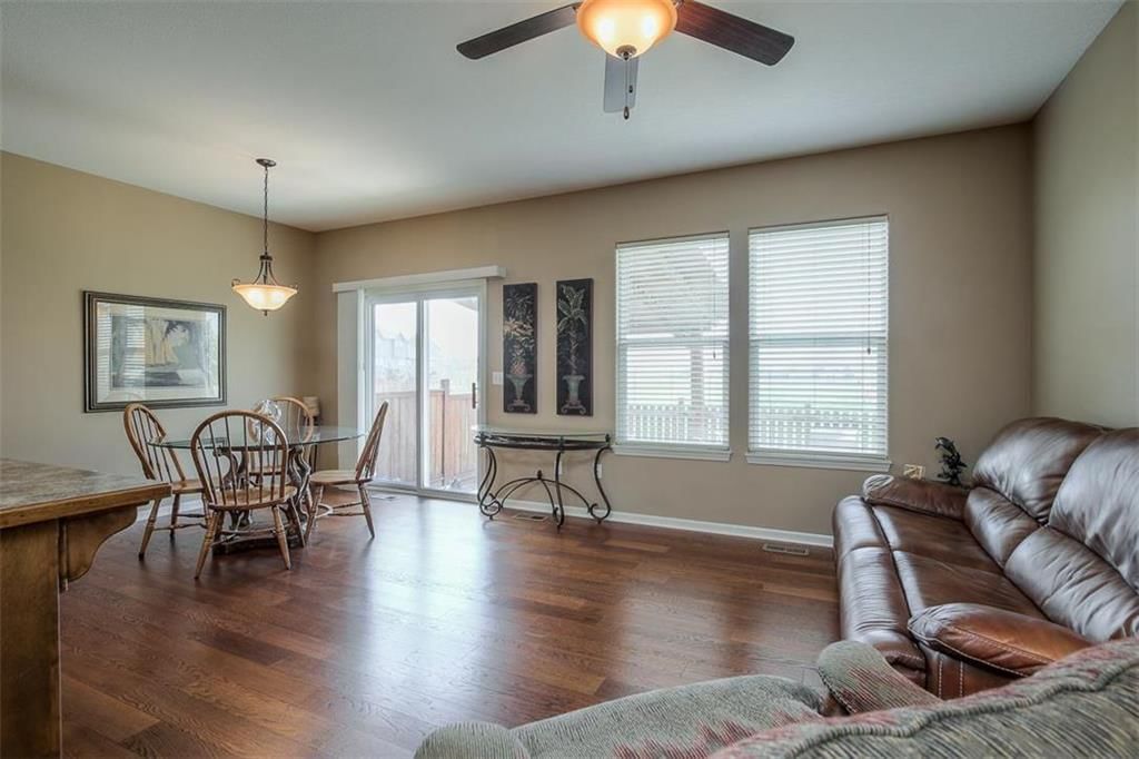 140 N Pear Street — photo 5