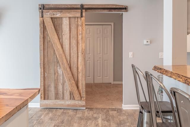 102 S May Street — photo 11