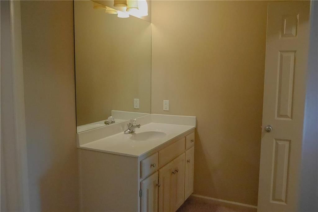 5827 NE Timber Hills Drive — photo 26
