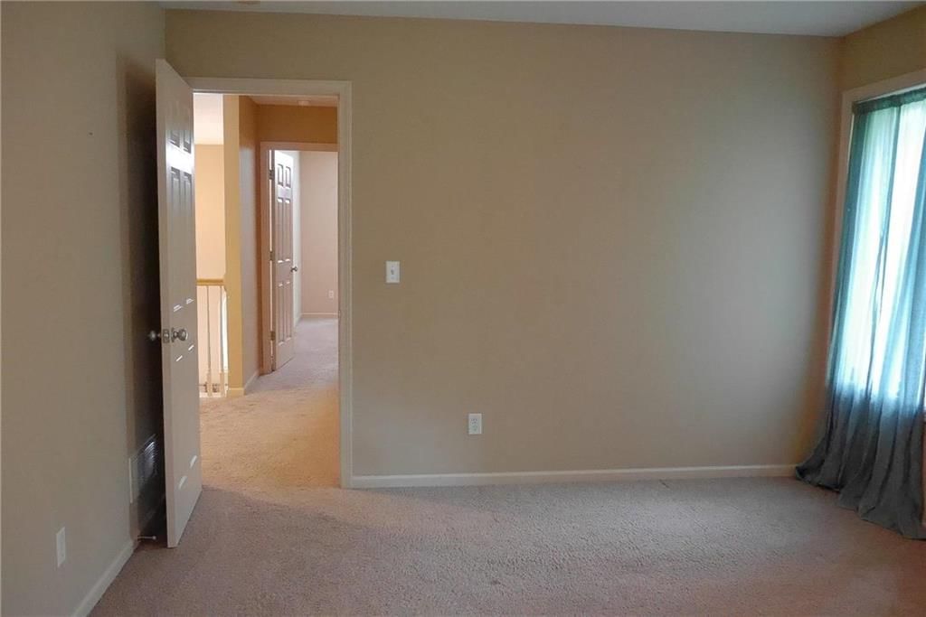 5827 NE Timber Hills Drive — photo 28