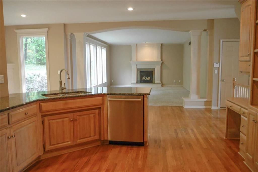 5827 NE Timber Hills Drive — photo 5