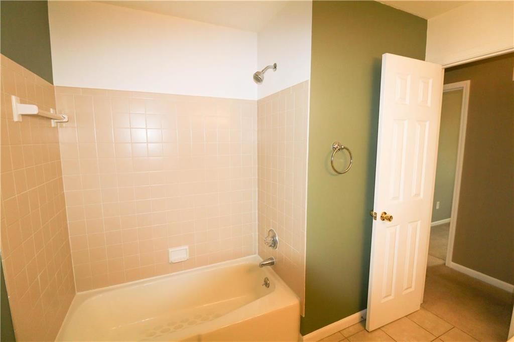 2312 NE 2nd Street — photo 27