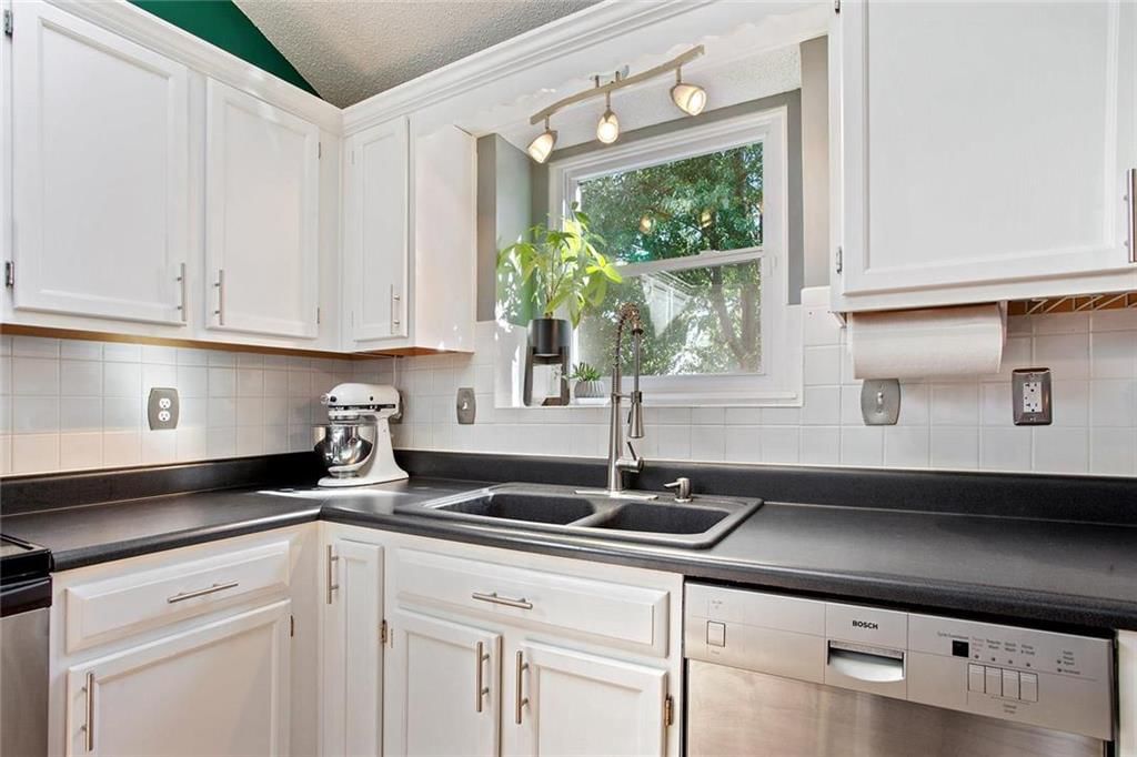 4209 NW 78th Street — photo 6