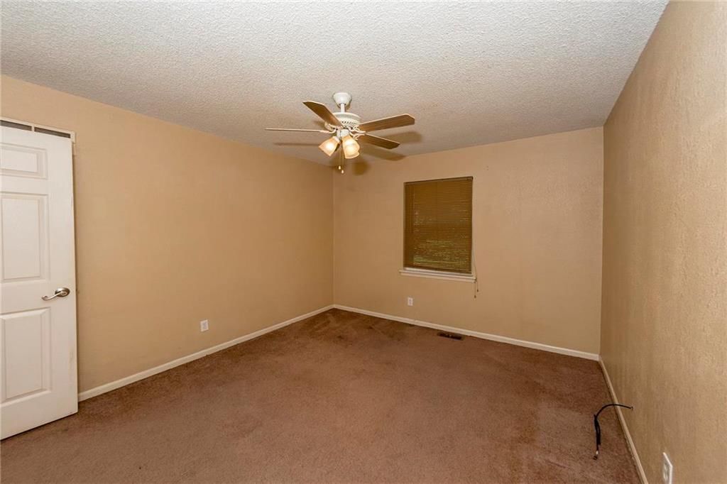 2736 S 53rd Street — photo 22